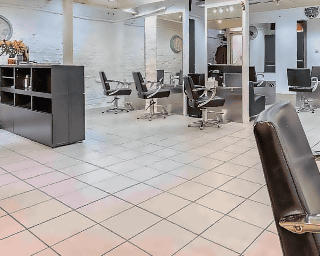 Denny Hairdressing salon photo